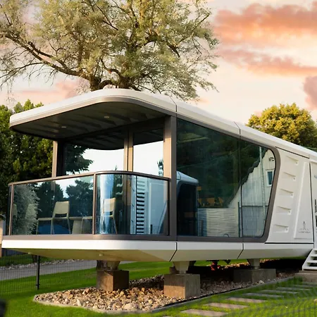 Kapsulove Aqua Maria Kemping Velejte