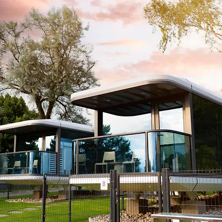 Kemping Kapsulove Aqua Maria Velejte